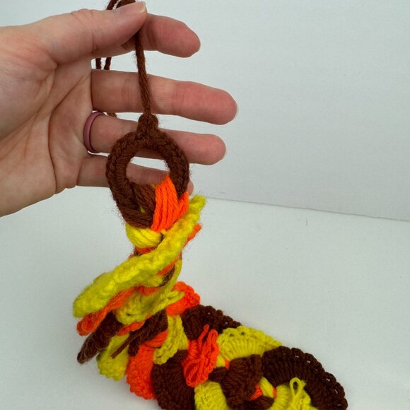 Vtg Crochet Yarn Door Wall Hanging Holiday Thanksgiving Fall Orange Brown Yellow - Picture 4 of 13
